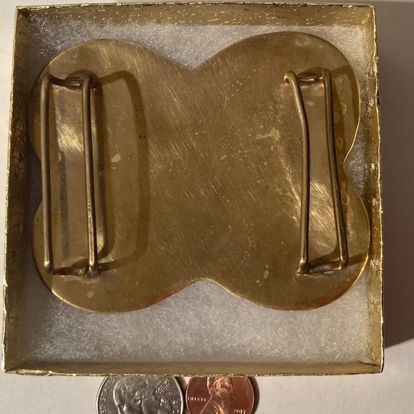 Vintage Metal Belt Buckle, Brass, Nice Design, 3 1/4" x 2 3/4", Heavy Duty, Qual - Picture 4 of 4
